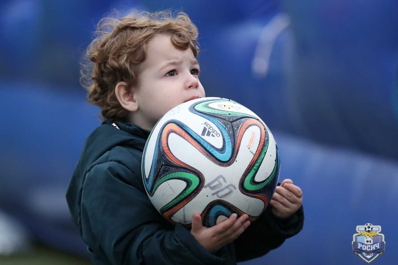 Отдавать ли ребенка на футбол — новости spartak city football