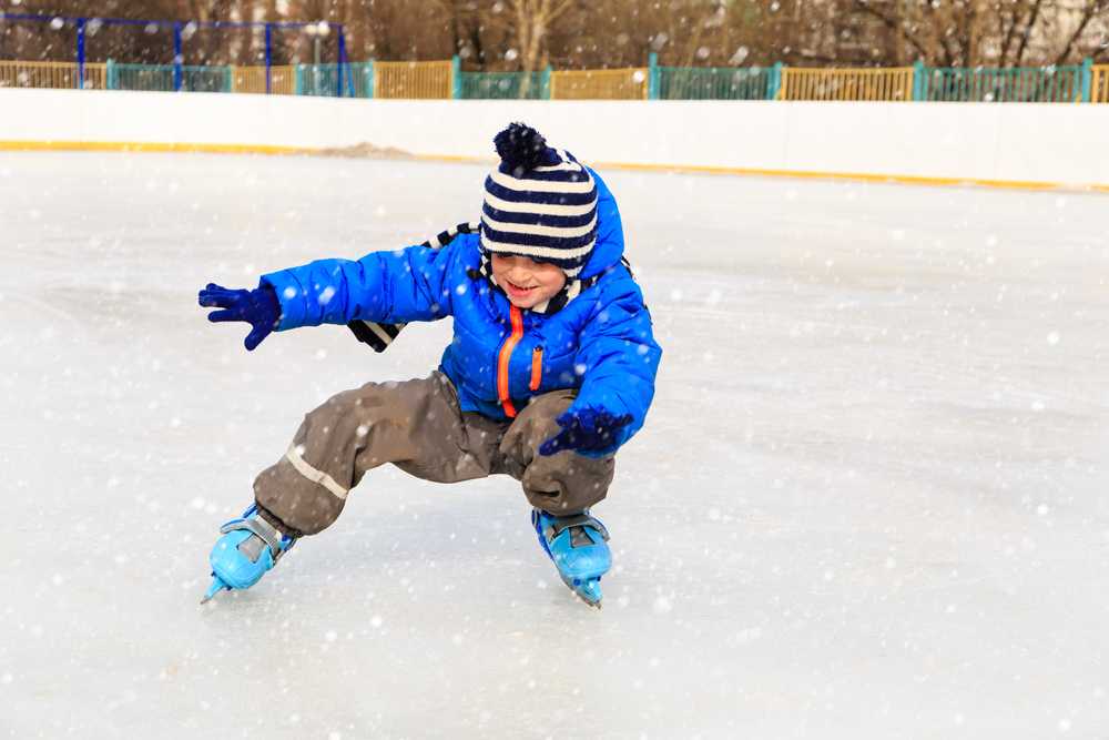 Как научить ребенка кататься на коньках быстро