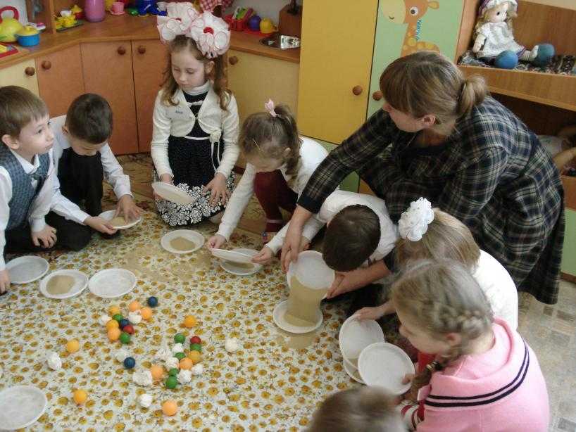 Распорядок дня в детском саду: расписание прогулок, занятий и приемов пищи