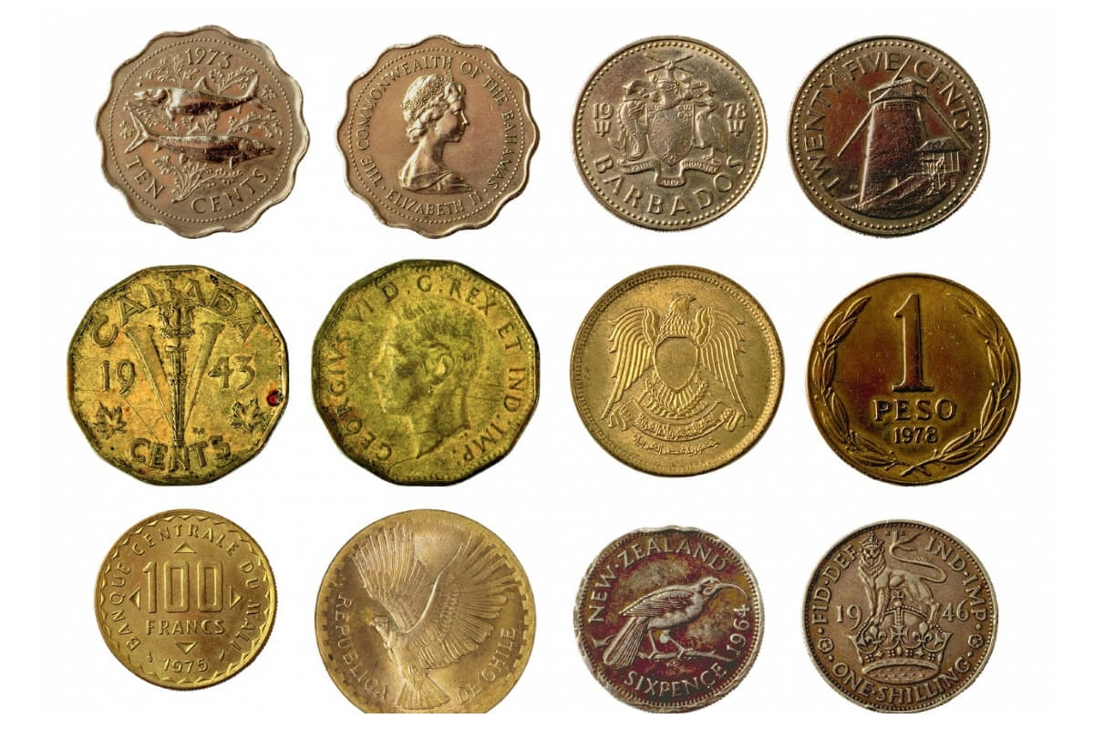 Монеты используемые в россии. Коллекционирование монет. Старинные коллекционные монеты. Нумизмат монеты. Коллекционированныемонеты.