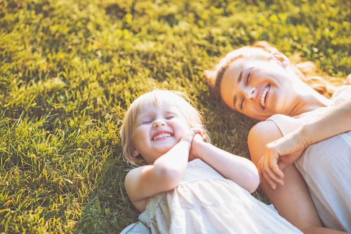 10 простых вещей, которые сделают вашего ребенка намного счастливее | психология