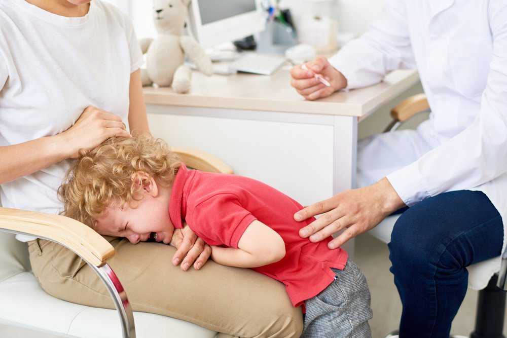 Что делать, если ребенок боится врачей: советы стоматолога