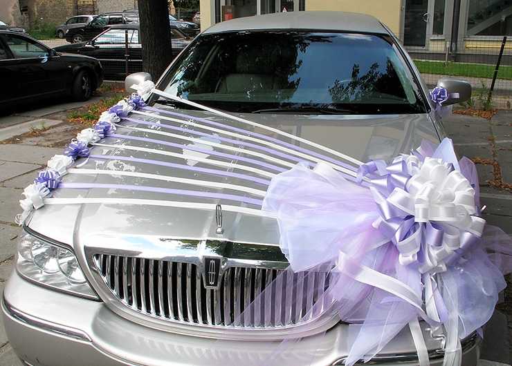 Как украсить свадебное авто своими руками. собираем украшение на свадебную машину своими руками, фото.