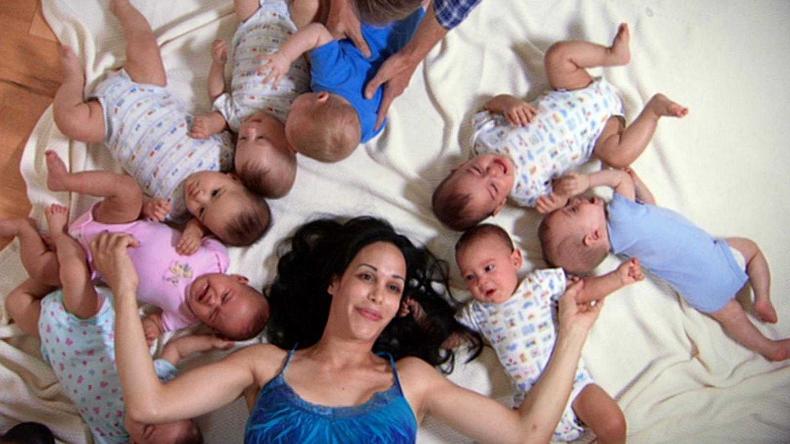 Сколько женщина может родить детей за жизнь