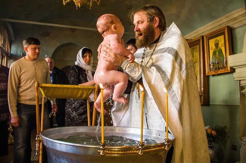 Можно ли крестить ребенка в пост: рассматриваем тщательно